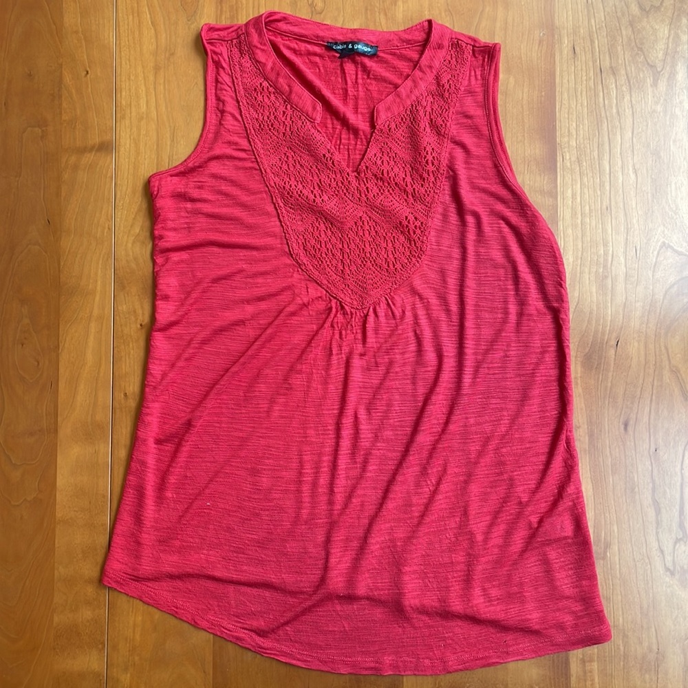 Cable & Gauge Red Tank Top with Lace Detail, Size Medium
